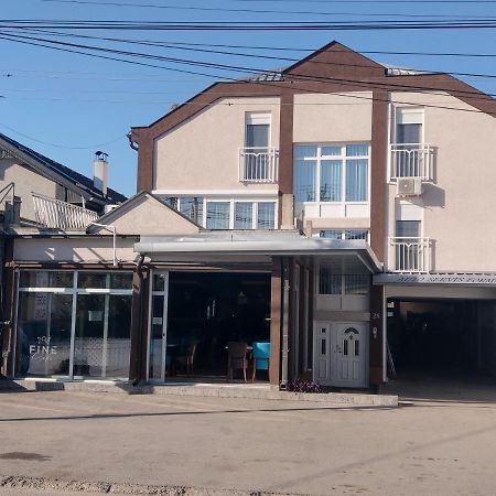 Fine Suites Ni Εξωτερικό φωτογραφία